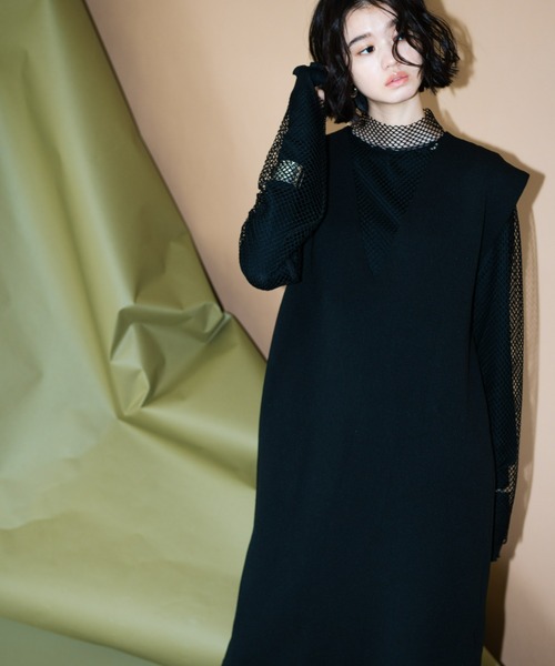 AIC.（エーアイシー）の「Vネックニットロングワンピース（ジャンパースカート・レディース・ブラック/アイボリー・FREE）」の7枚目の写真