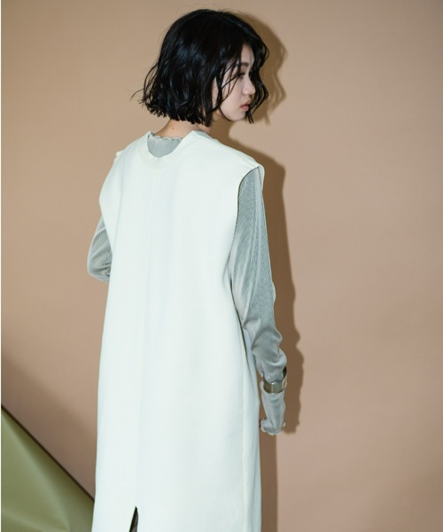 AIC.（エーアイシー）の「Vネックニットロングワンピース（ジャンパースカート・レディース・ブラック/アイボリー・FREE）」の14枚目の写真