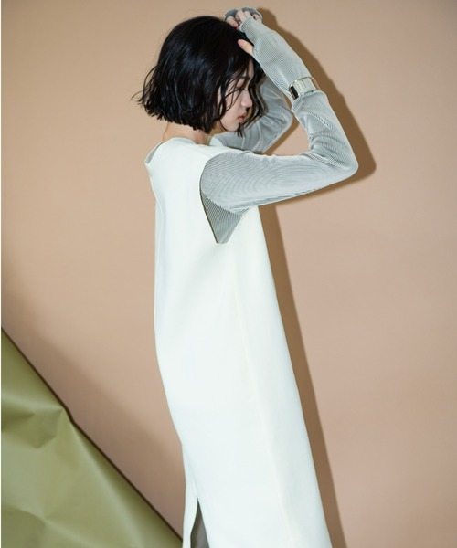 AIC.（エーアイシー）の「Vネックニットロングワンピース（ジャンパースカート・レディース・ブラック/アイボリー・FREE）」の10枚目の写真