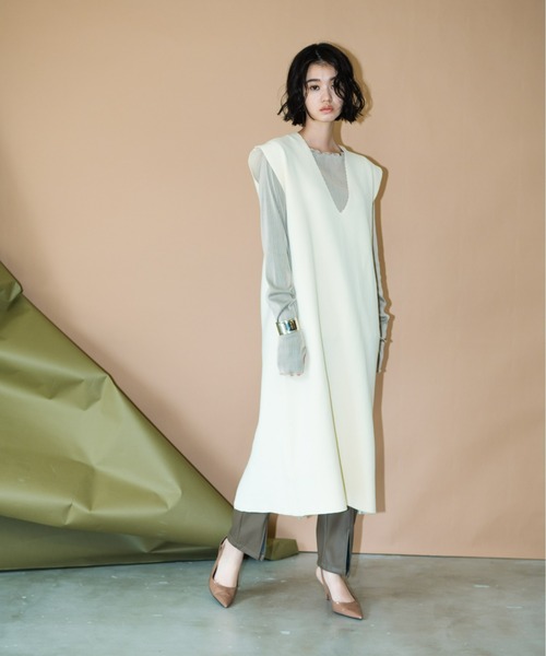 AIC.（エーアイシー）の「Vネックニットロングワンピース（ジャンパースカート・レディース・ブラック/アイボリー・FREE）」の20枚目の写真