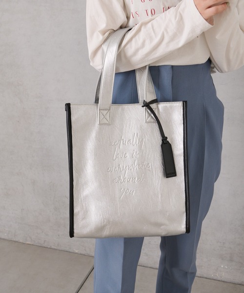 Actually(アクチュアリー)の「ウォッシャブル トートバッグ 手洗い可能(ハンドバッグ・レディース・ブラック/シルバー・フリー)」の7枚目の写真