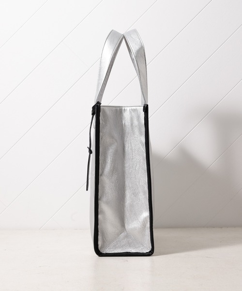 Actually(アクチュアリー)の「ウォッシャブル トートバッグ 手洗い可能(ハンドバッグ・レディース・ブラック/シルバー・フリー)」の11枚目の写真
