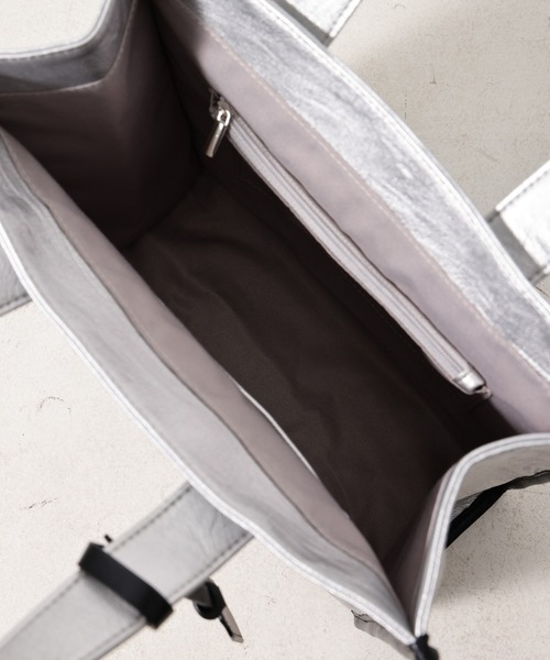 Actually(アクチュアリー)の「ウォッシャブル トートバッグ 手洗い可能(ハンドバッグ・レディース・ブラック/シルバー・フリー)」の16枚目の写真