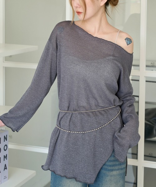 UNE MANSION(ユヌマンション)の「【NEWカラー登場!8色展開サマーニット】オーバーサイズシースルーサイドスリットサマーニット(ニット/セーター・レディース・ブラック/ベージュ/グリーン/アイボリー/チャコールグレー/スカイブルー/グレー/ピンク・FREE)」の4枚目の写真