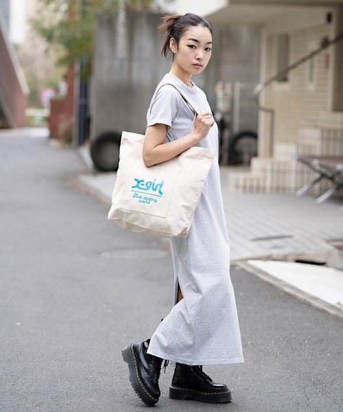 X-girl（エックスガール）の「MILLS LOGO TOTE BAG（トートバッグ・レディース・ホワイト/ブラック/ライトパープル・ONE SIZE）」の7枚目の写真