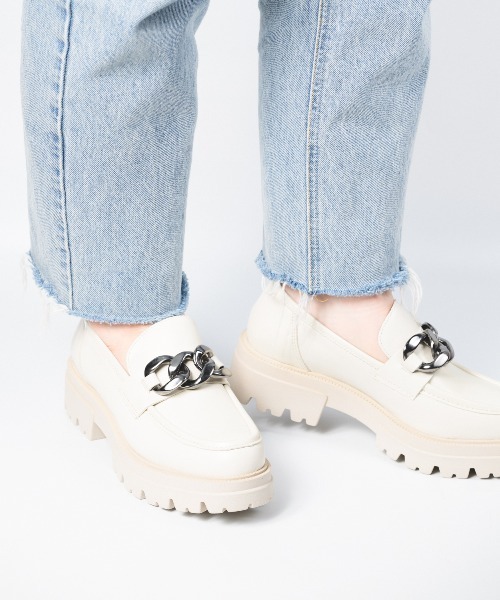 BONTRE(ボントレ)の「厚底チェーンローファー/BONTRE 20851-WA(ローファー・レディース・アイボリー/ブラック・38/39/36/37/35)」の7枚目の写真