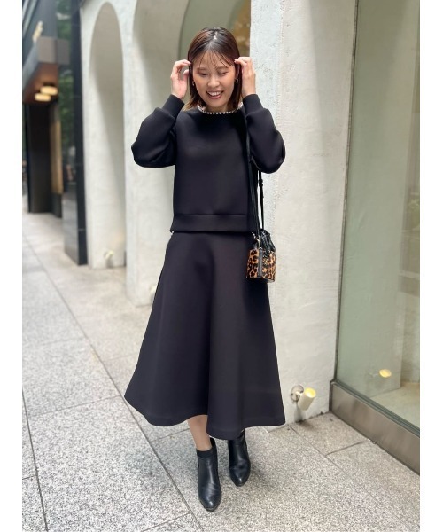 EPOCA THE SHOP(エポカザショップ)の「パールコンビダンボールプルオーバー(Tシャツ/カットソー・レディース・ブラック/ベージュ・38)」の12枚目の写真