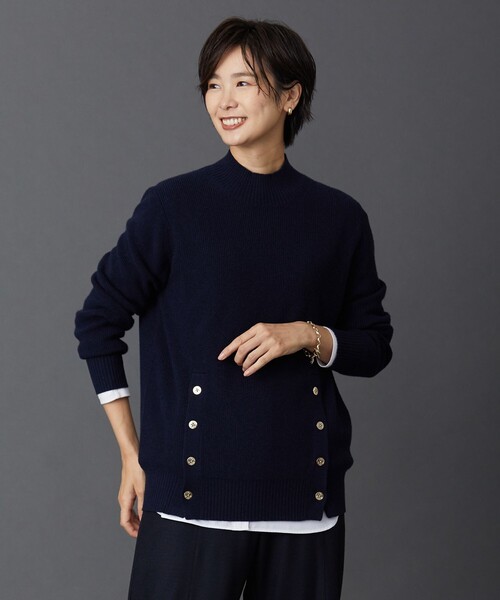 J.PRESS（ジェイプレス）の「【洗える】SEMI WORSTED ハイネック ニット（ニット/セーター・レディース・ネイビー系/ブルー系/ブラウン系/グレー系・T13/T15）」の3枚目の写真
