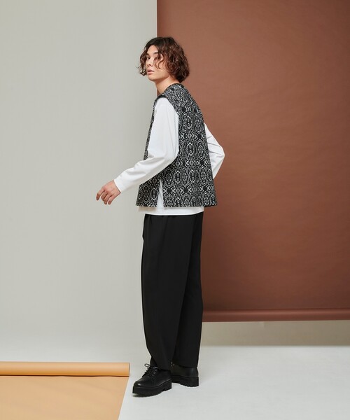 tk.TAKEO KIKUCHI（ティーケータケオキクチ）の「◆ダマスクジャガードベスト＆ロンＴ（セットアイテム）（ユニセックスアイテム）（ベスト・メンズ・ブラック系3/ブラウン系4/グリーン系その他5・03/01/02）」の20枚目の写真