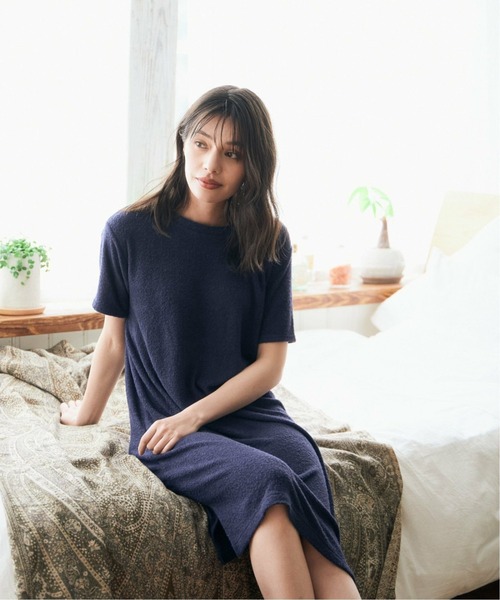 sleeping.com（スリーピングドットコム）の「オリジナルの香り付き素材 レディス・ゆるふわダブルパイルカットソー半袖ワンピース（ルームウェア/パジャマ・レディース・ネイビー/ベージュ/オリーブ・フリー）」の3枚目の写真