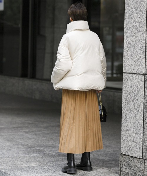 衿ボリュームショートダウン