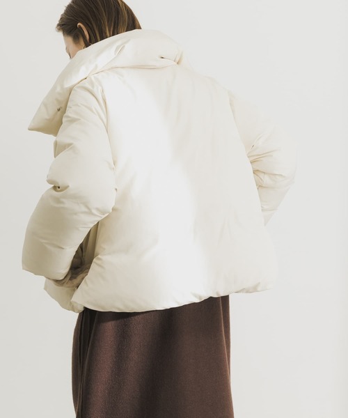 衿ボリュームショートダウン