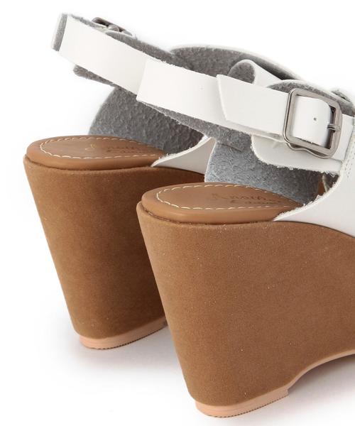 Another Edition(アナザーエディション)の「クロスウエッジサンダル/ AEBC CROSS WDG SNDL100(サンダル・レディース・ホワイト/ブラック・MEDIUM/LARGE/SMALL)」の3枚目の写真