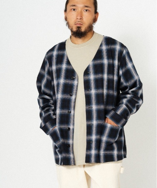 BIG MIKE(ビッグマイク)の「BIG MIKE ビッグマイク / HEAVY FLANNEL CARDIGAN ヘビーフランネル 長袖カーディガン /// 102236100 102236101 102236102 102236103(カーディガン/ボレロ・メンズ・ストライプ/ブラウン系その他/ブラック×グレー/ベージュ/ブラック×ブルー/ネイビー×ホワイト・MEDIUM/LARGE/X-LARGE)」の14枚目の写真