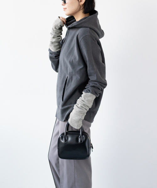 B.C STOCK（ベーセーストック）の「ニットロンググローブ（アームカバー・レディース・チャコールグレー/ベージュ/ネイビー・FREE）」の6枚目の写真