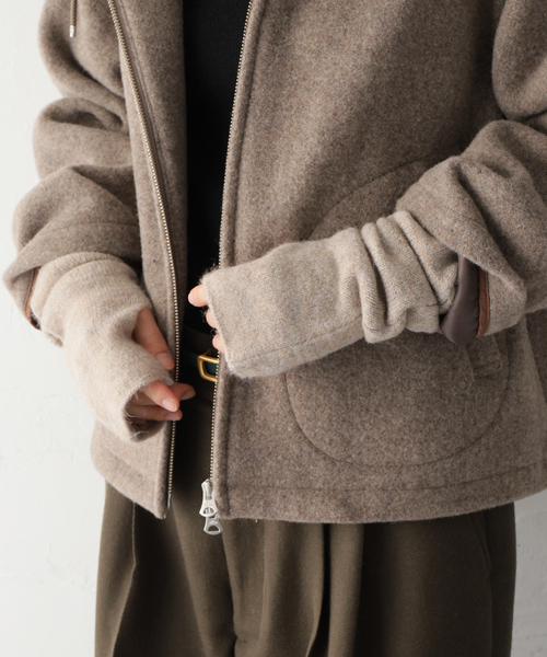 B.C STOCK（ベーセーストック）の「ニットロンググローブ（アームカバー・レディース・チャコールグレー/ベージュ/ネイビー・FREE）」の14枚目の写真