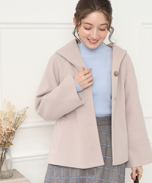 【高見え！定番優秀コート】ふんわりなめらかフードライクショートコート