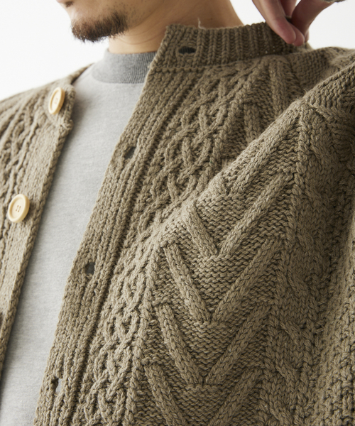 JOURNAL STANDARD relume(ジャーナルスタンダード レリューム)の「フィッシャーマン ニットカーディガン(カーディガン/ボレロ・メンズ・ベージュ/ブラック/グリーン・MEDIUM/LARGE)」の11枚目の写真