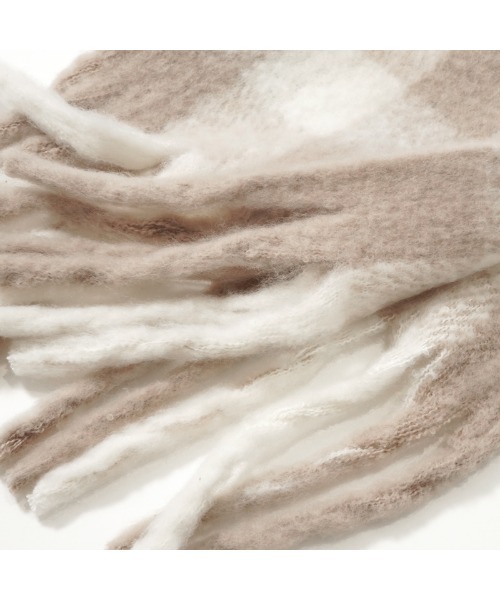 flower（フラワー）の「テンダーチェックマフラー（マフラー・レディース・ブラック/ベージュ・FREE）」の8枚目の写真