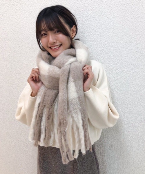 flower（フラワー）の「テンダーチェックマフラー（マフラー・レディース・ブラック/ベージュ・FREE）」の20枚目の写真