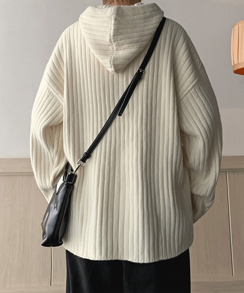 はろーはろーami フード付きニット ブラック 工場 直営 店ファッション - はろーはろー様専用ami フード付きニット