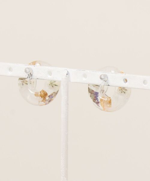 tone(トーン)の「【S.coeuf】【S.coeuf】金属アレルギー対応イヤリング お花のドーナツ(MA)(イヤリング・レディース・オレンジ/ブルー/イエロー系その他/パープル・FREE)」の9枚目の写真
