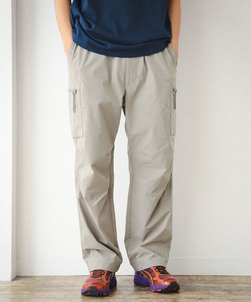 BEAMS(ビームス)の「BEAMS / ユーティリティ ストレッチ イージーパンツ(その他パンツ・メンズ・グリーン系その他4/ブラック・S/M/L/XL)」の2枚目の写真