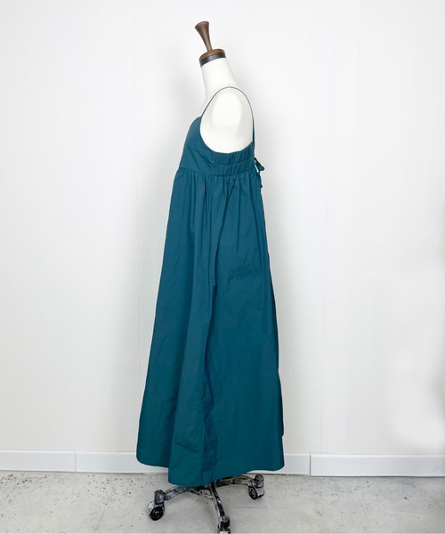 Meli rich（メリーリッチ）の「レースアップナイロンフレアキャミワンピース（ワンピース・レディース・ベージュ/ブラック/ブルー/グリーン/アイボリー・MEDIUM）」の18枚目の写真