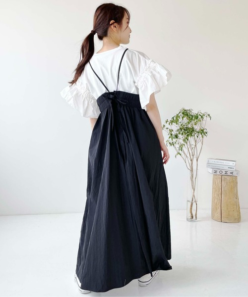 Meli rich（メリーリッチ）の「レースアップナイロンフレアキャミワンピース（ワンピース・レディース・ベージュ/ブラック/ブルー/グリーン/アイボリー・MEDIUM）」の21枚目の写真