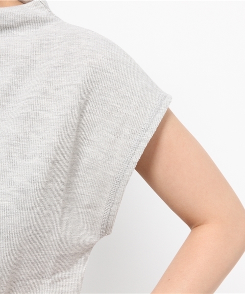 Chico（チコ）の「ボトルネックフレンチT（Tシャツ/カットソー・レディース・クリーム/ホワイト/グレー/ネイビー・FREE）」の9枚目の写真