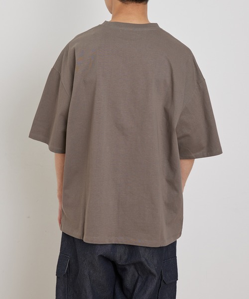 ADAM ET ROPE'（アダムエロペ）の「カバロス スエット ガード オーバーサイズ Tシャツ / 汗染み防止（Tシャツ/カットソー・メンズ・ホワイト/ライトグリーン/グリーン系その他3・M/L）」の4枚目の写真