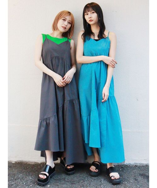 MURUA（ムルーア）の「ギャザーロングキャミワンピース（ワンピース・レディース・グレー/ブルー・FREE）」の6枚目の写真