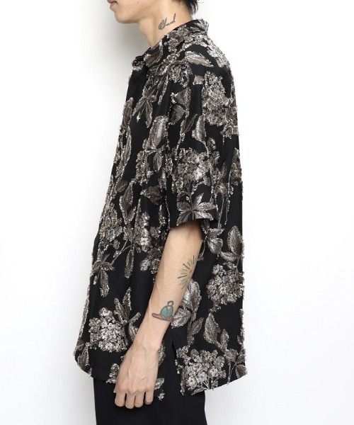 NEZU YOHINTEN（ネズヨウヒンテン）の「MIDDLE AGE FLY FRONT SHORT SLEEVE SHIRTS（シャツ/ブラウス・メンズ・ブラック/グリーン・1/2）」の4枚目の写真