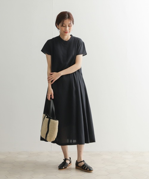 URBAN RESEARCH DOORS(アーバンリサーチドアーズ)の「『UR TECH Smart Linen Touch』ウエストサイドタックワンピース(ワンピース・レディース・イエロー/ネイビー/チャコールグレー・MEDIUM)」の8枚目の写真