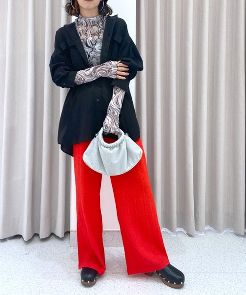 FOREVER 21（フォーエバー トゥエンティーワン）の「【人気アイテム】アソートシアーメロウハイネックプルオーバー２（Tシャツ/カットソー・レディース・ブルー/グリーン/グレー系その他/グリーン系その他/グレー/ブラック・SMALL/MEDIUM/LARGE）」の19枚目の写真