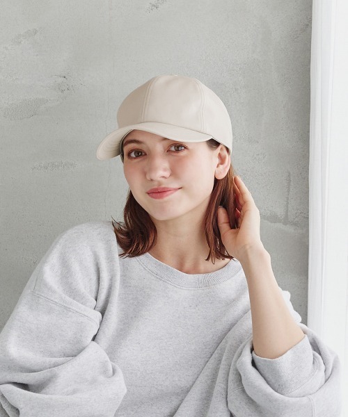 ORNERTE(オルネート)の「ORNERTE BASIC 6P CAP_DEEP TYPE_FL / 【ユニセックス】 オルネート 深め サイズが選べる 6パネル フェイクレザーキャップ(キャップ・メンズ・ライトベージュ/ブラック・59cm/61cm)」の8枚目の写真