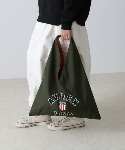 AVIREX（アヴィレックス）の「≪直営店限定≫VARSITY NYLON BAG/ バーシティーナイロンバッグ（トートバッグ・レディース・ブラック/オリーブ・FREE）」の17枚目の写真