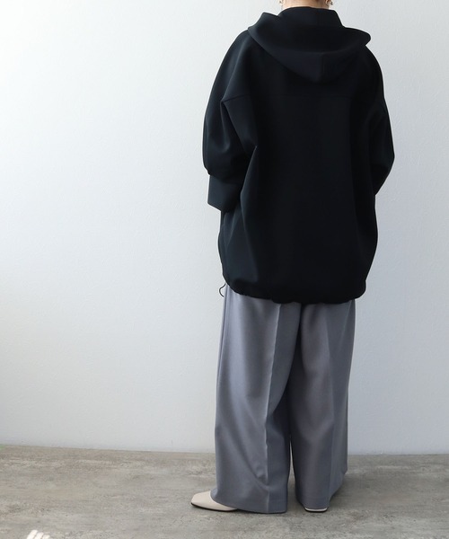 Hart(ハート)の「Hart / cardbord pull hoodie(カーボード素材プルオーバーフーディー)(パーカー・レディース・ブラック・38)」の7枚目の写真