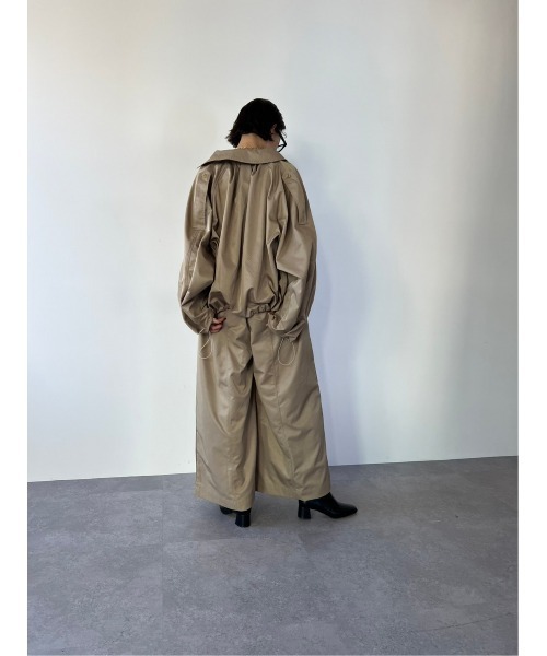 HANNE（アン）の「ジップアップショートトレンチコート（トレンチコート・レディース・ブラック/ベージュ/グレー・FREE）」の10枚目の写真