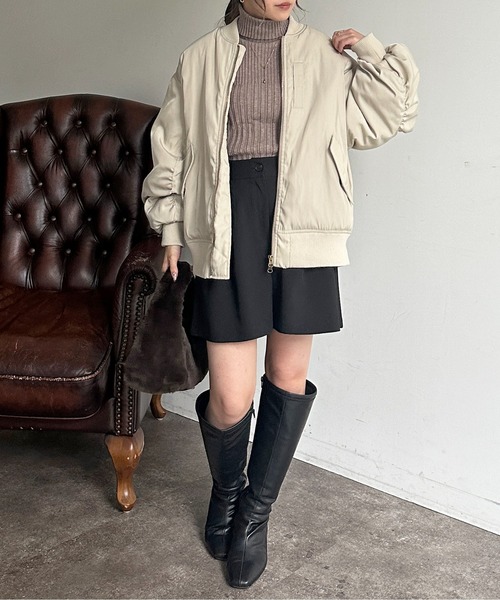 Thevon（ゼボン）の「裏リブタートルニットプルオーバー（ニット/セーター・レディース・オレンジ/ブルー/アイボリー/モカ/ブラック/オフホワイト・FREE）」の12枚目の写真