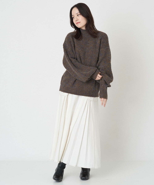 A de a.v.v（アードアー・ヴェ・ヴェ）の「アームウォーマー風ハイネックプルオーバー（ニット/セーター・レディース・オレンジ系その他/アイボリー・39）」の19枚目の写真