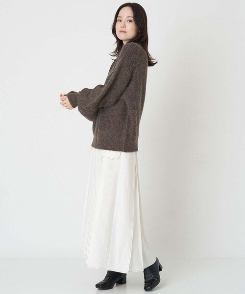 A de a.v.v（アードアー・ヴェ・ヴェ）の「アームウォーマー風ハイネックプルオーバー（ニット/セーター・レディース・オレンジ系その他/アイボリー・39）」の20枚目の写真