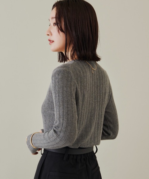Shelly island（シェリーアイランド）の「クルーネックリブニットトップス（ニット/セーター・レディース・グレー/ブラック/ホワイト・FREE）」の9枚目の写真