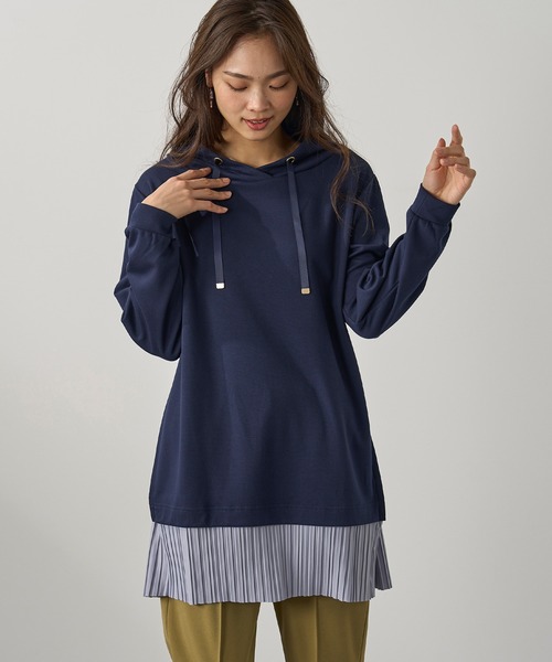 BELLUNA PLUS(ベルーナ)の「裾プリーツ切替ワイドネックチュニック(チュニック・レディース・カーキ系/ネイビー系/ブラック系・X-LARGE/LARGE/MEDIUM)」の15枚目の写真