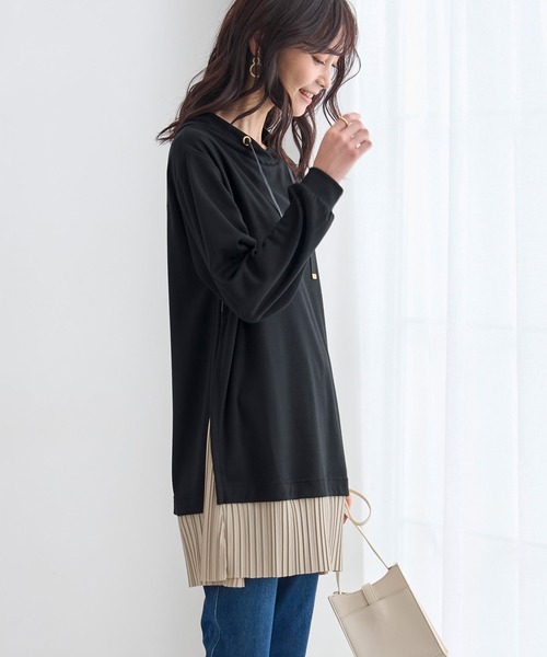 BELLUNA PLUS(ベルーナ)の「裾プリーツ切替ワイドネックチュニック(チュニック・レディース・カーキ系/ネイビー系/ブラック系・X-LARGE/LARGE/MEDIUM)」の8枚目の写真