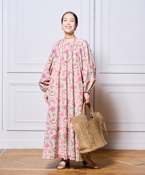 2024SS✨IENA LA BOUCLE NEON タックドレス IENA LA BOUCLE（イエナラブークル）の「IENA LA BOUCLE NEON タック