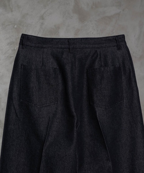 ADRER（アドラー）の「extra quality wide flare pants / エクストラクオリティワイドフレアパンツ（その他パンツ・メンズ・ブルー/ブラック/ブラック系その他/ブラック系2/ブルー系1/ブラック系1/ブラック系3/ブルー系2・XX-SMALL/X-SMALL/SMALL/MEDIUM/LARGE）」の21枚目の写真