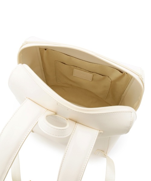 VIS(ビス)の「【A4対応・PC収納OK】6ポケットリュック(バックパック/リュック・レディース・キナリ/ブラック/ベージュ系その他・FREE)」の11枚目の写真