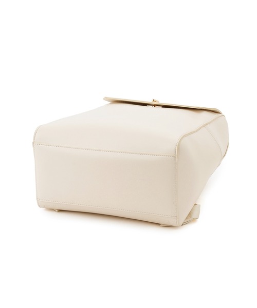 VIS(ビス)の「【A4対応・PC収納OK】6ポケットリュック(バックパック/リュック・レディース・キナリ/ブラック/ベージュ系その他・FREE)」の12枚目の写真