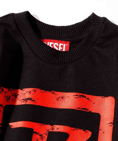 DIESEL KIDS（ディーゼルキッズ）の「DIESEL（ディーゼル）Kids & Junior ブランドロゴ長袖スウェットプルオーバー（スウェット・キッズ・ブルー/ブラック/イエロー・4Y/6Y/8Y/10Y/12Y/14Y/16Y）」の4枚目の写真
